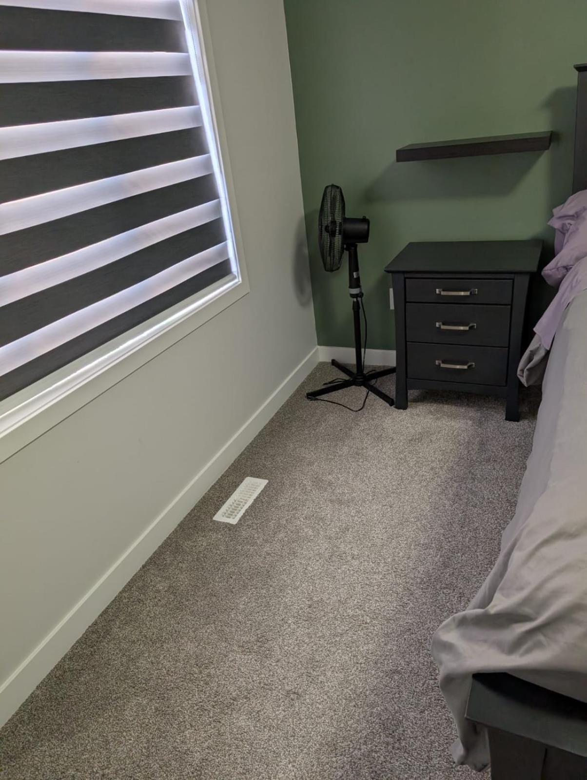 Beautiful Home, Close To Many Amenities - Full * Edmonton