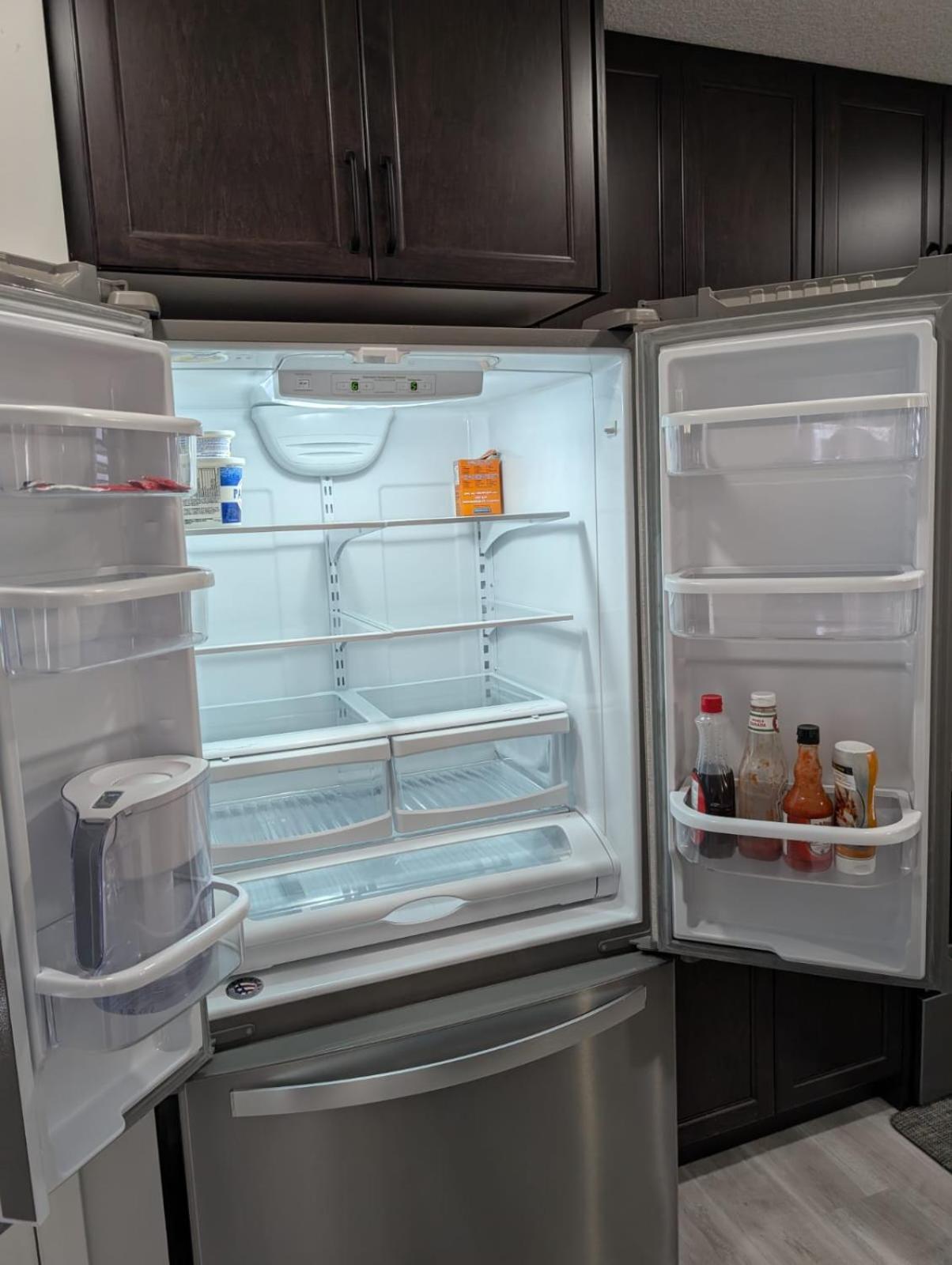 Beautiful Home, Close To Many Amenities - Full Apartment