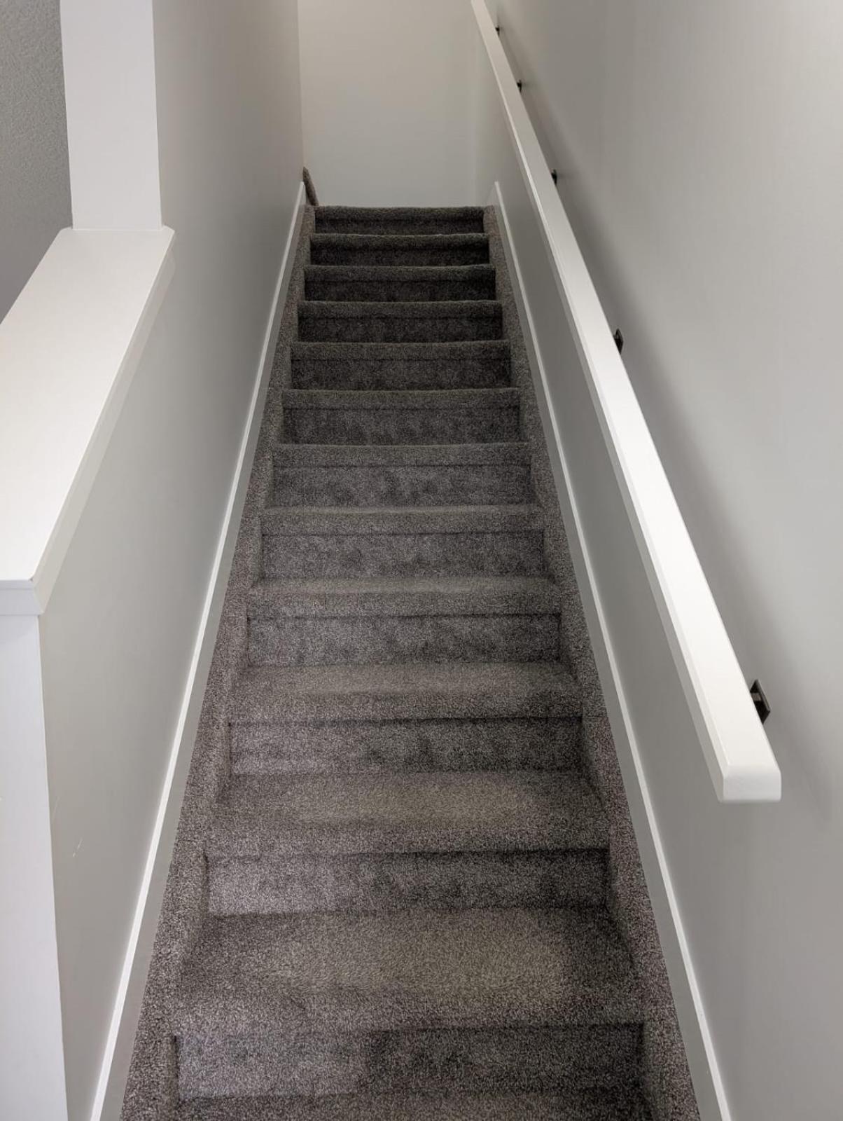 Beautiful Home, Close To Many Amenities - Full Apartment *